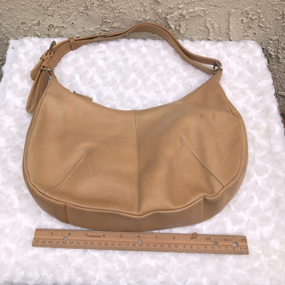 Tignanello Leather Shoulder Bag - Picture 4 of 10